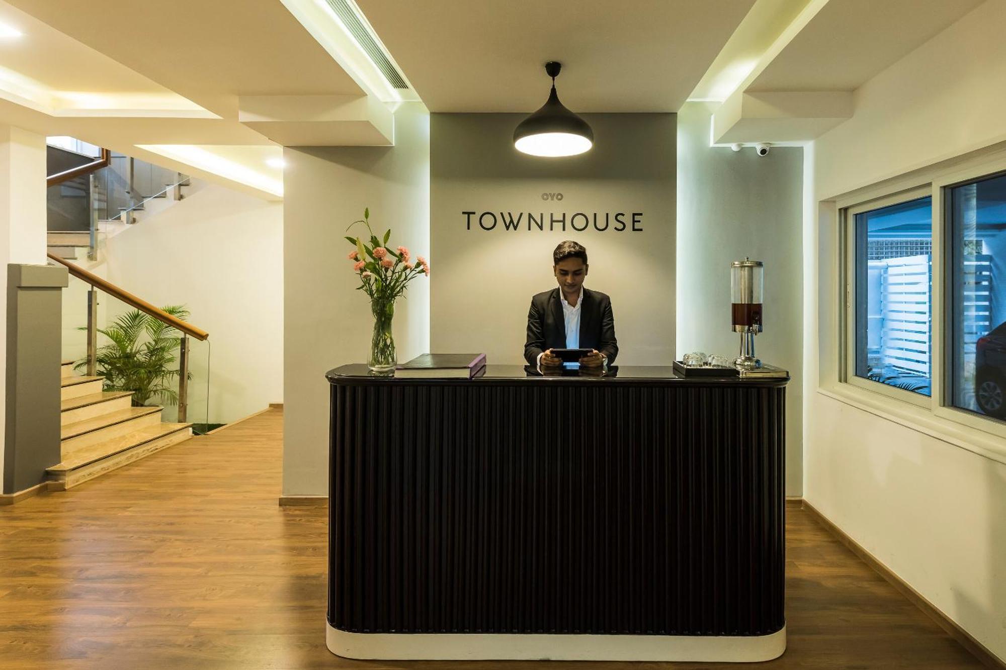 Super Townhouse Mg Road,Bangalore Dış mekan fotoğraf